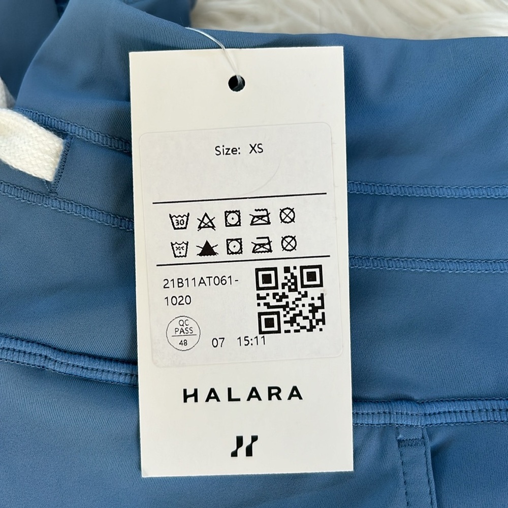 Halara Joggers - Picture 4 of 7